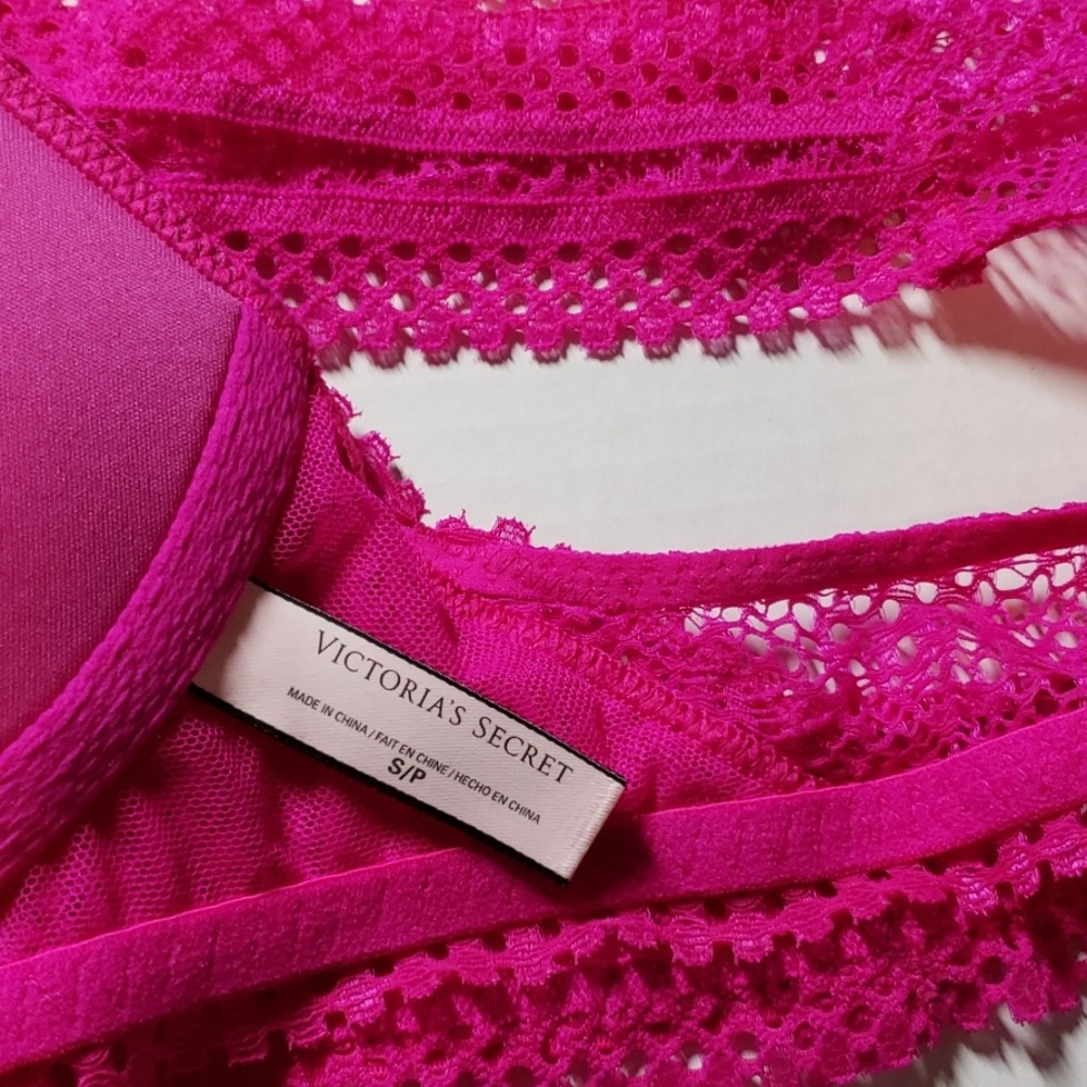 Two Victoria's Secret Lace Bras - Picture 5 of 8
